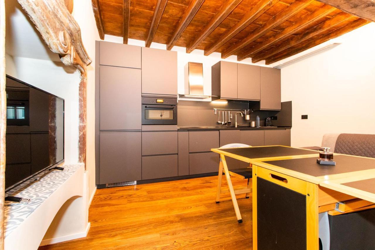 Stylish Quardilatero Romano Central Flat تورينو المظهر الخارجي الصورة